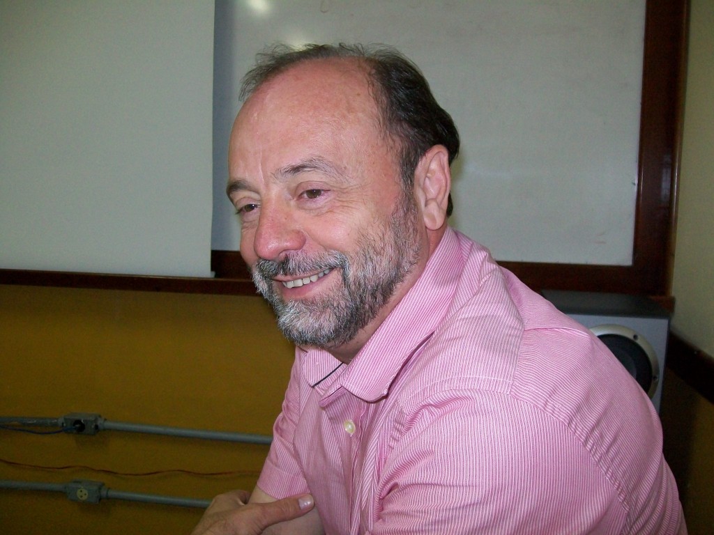 Prof. Dr. Eduardo Guimarães