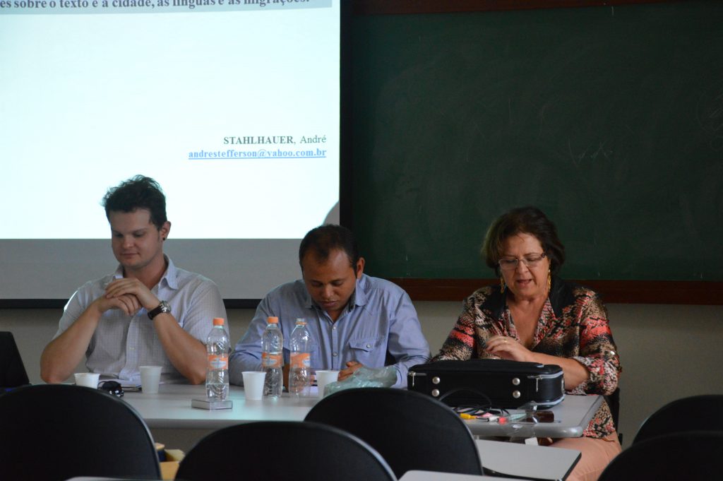 Profª Soeli, André e Jocenilson na VII Jornada de Políticas Linguistícas